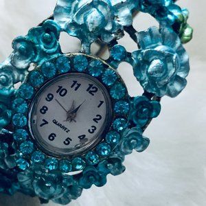 NEW Beautiful Blue Floral Jeweled Bracelet Watch
